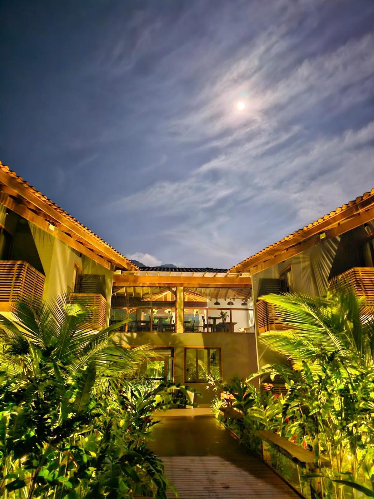 Pousada Vila Ipuan Pauba Exterior foto